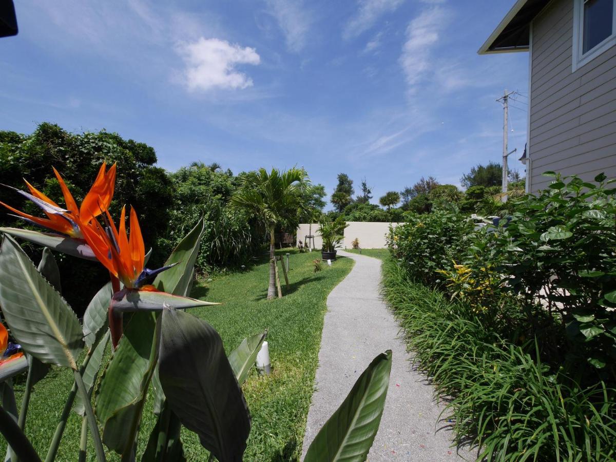 Private Vacation Villa Kohola Motobu Bagian luar foto