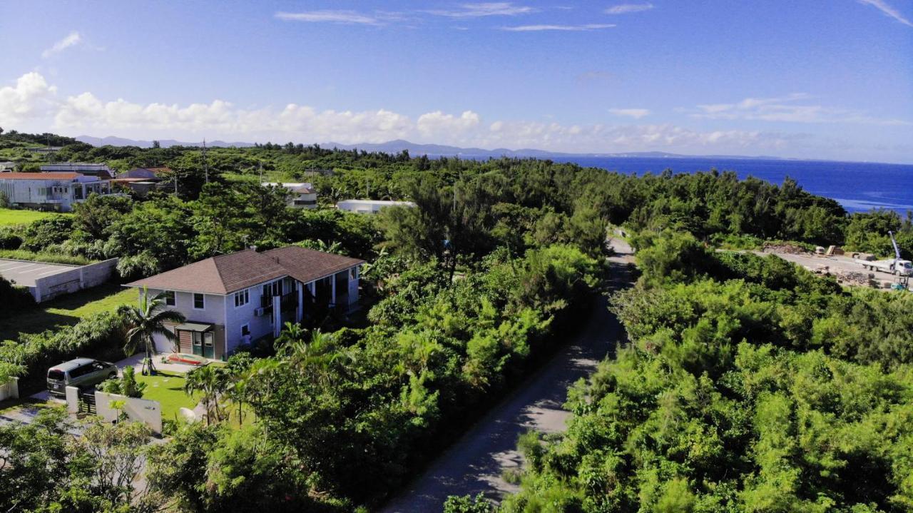 Private Vacation Villa Kohola Motobu Bagian luar foto